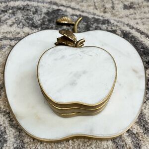 Godinger Marble Apple Coasters with Gold Trim